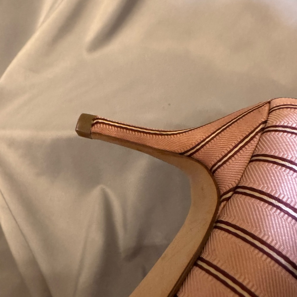 Ann Taylor Pink Striped Knot Kitten Heel Pumps - Picture 8 of 8